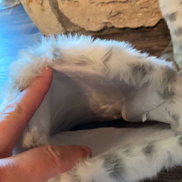 Pottery Barn Teen Leopard Slippers - Picture 2 of 4